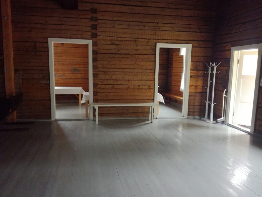 Väentupa sisältä
